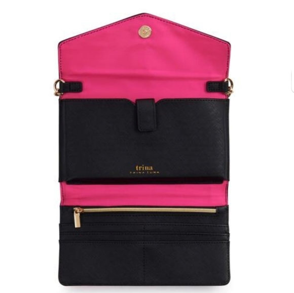 Trina Turk tri-fold wallet on a chain crossbody - Picture 3 of 8